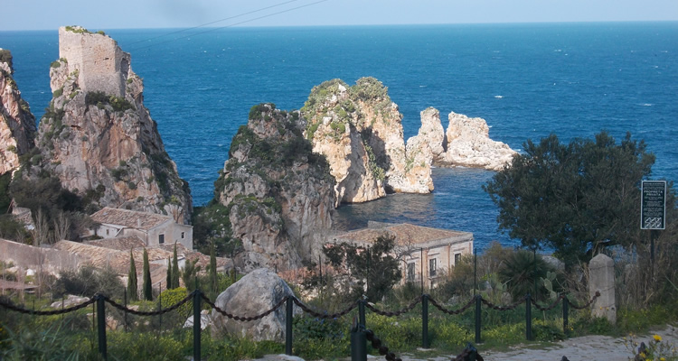 Riserva dello zingaro e faraglioni di Scopello